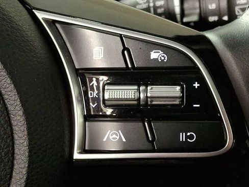 Used 2024 Kia Seltos EX AWD/4WD image 23