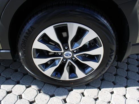 Used 2025 Subaru Outback Touring image 12