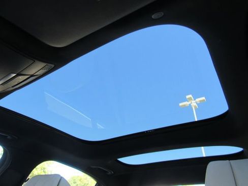 Used 2017 Mercedes-Benz E 300 image 54