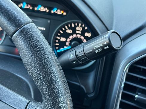 Used 2016 Ford F150 XLT w/ Equipment Group 302A Luxury image 21