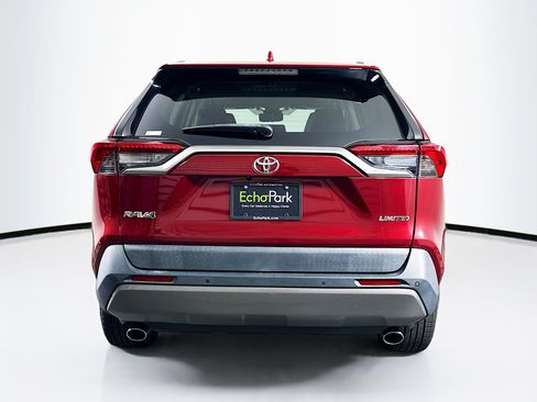 Used 2019 Toyota RAV4 Limited FWD image 7