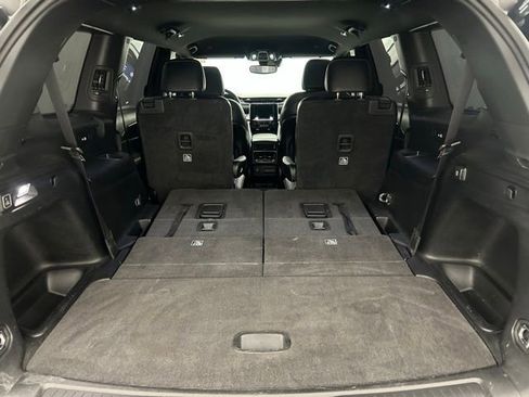 Used 2021 Jeep Grand Cherokee L Laredo image 13