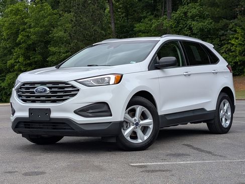 Used 2020 Ford Edge SE FWD image 4