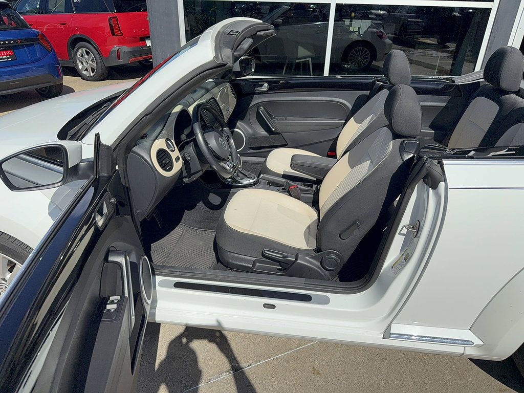 Used 2019 Volkswagen Beetle 2.0T SE FWD image 5