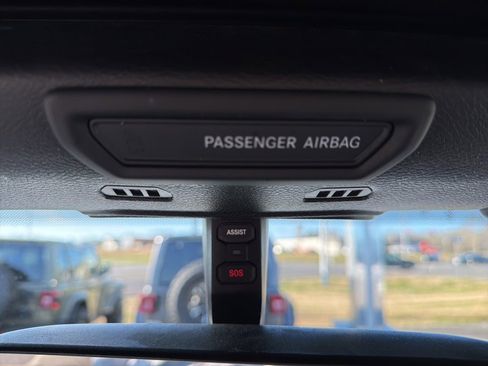 Used 2018 Jeep Wrangler Unlimited Rubicon image 49