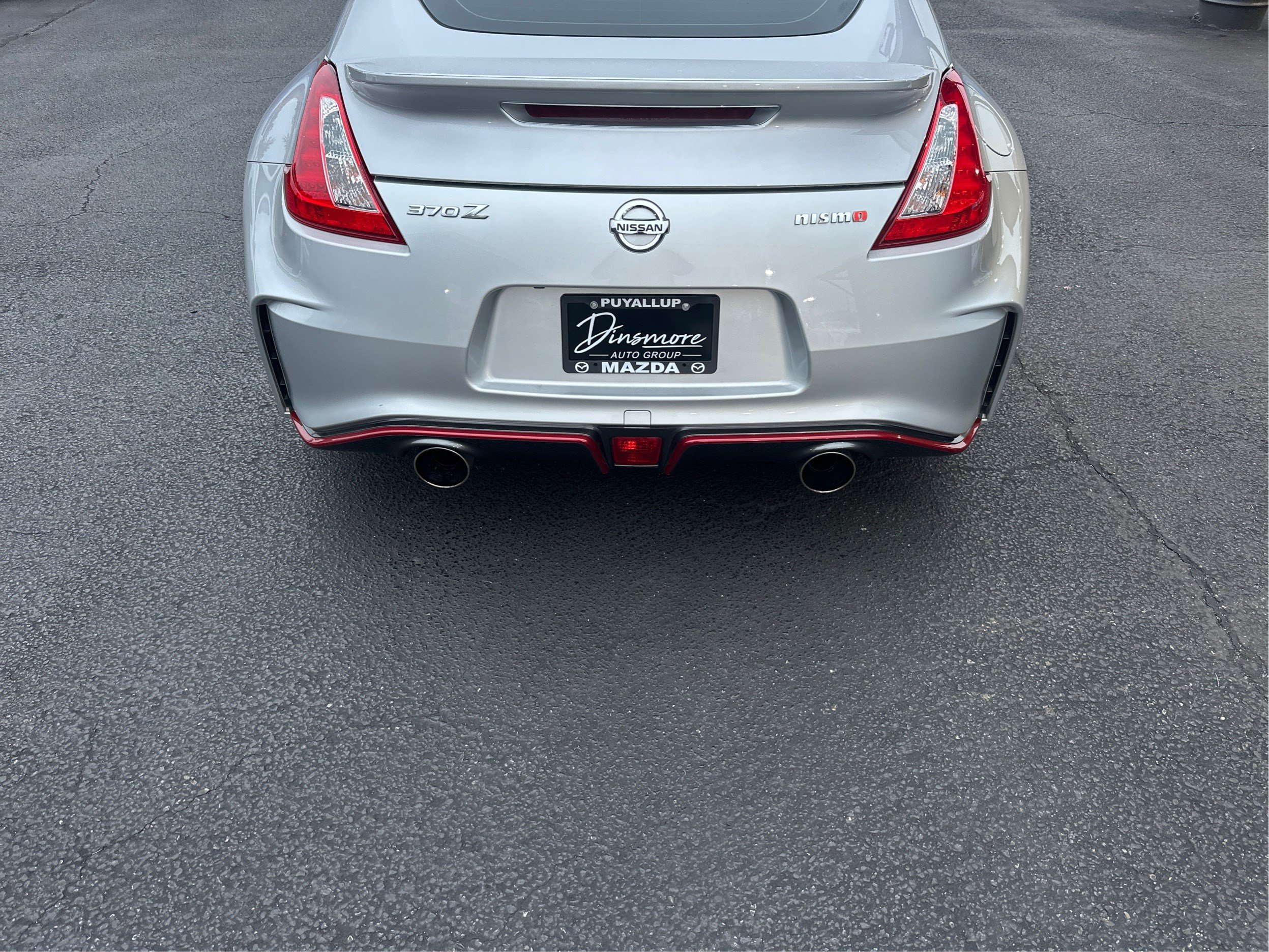 Used 2016 Nissan 370Z NISMO RWD image 23