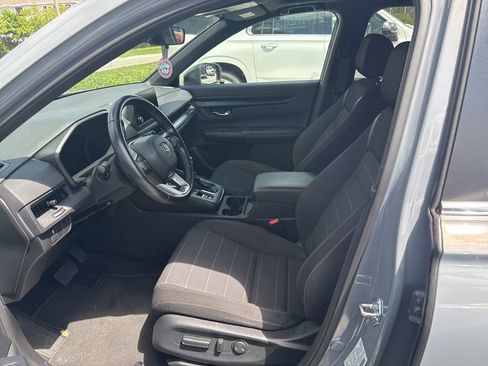 Used 2025 Honda CR-V Sport image 6