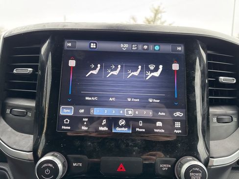 Used 2022 RAM 1500 Big Horn image 65