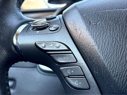 Used 2019 Nissan Murano Platinum image 12