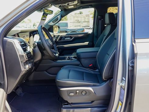New 2026 GMC Yukon XL Elevation w/ Elevation Premium Package AWD/4WD image 13