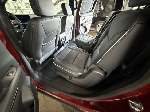 New 2026 Buick Enclave Sport Touring w/ Super Cruise Package image 24