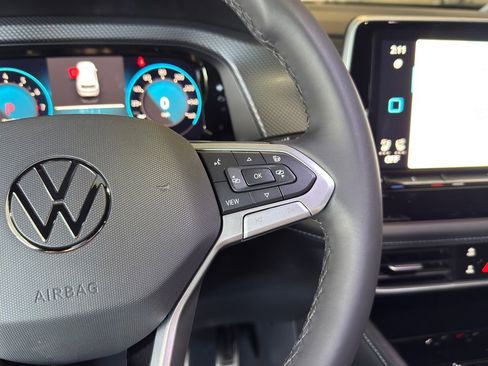 New 2026 Volkswagen Atlas Cross Sport SEL Premium R-Line image 15