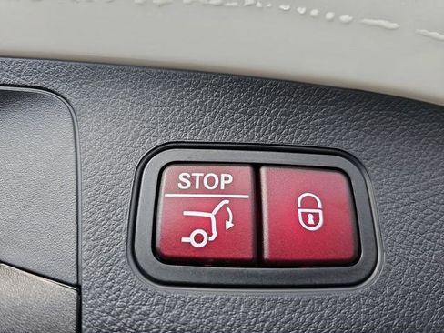 Used 2026 Mercedes-Benz GLA 250 image 16