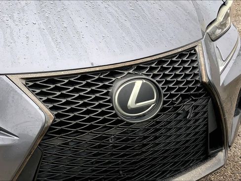 Used 2017 Lexus IS 200t F Sport image 28