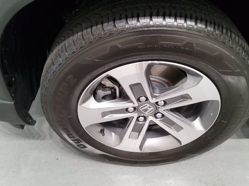 Certified 2024 Honda Pilot EX-L image 30