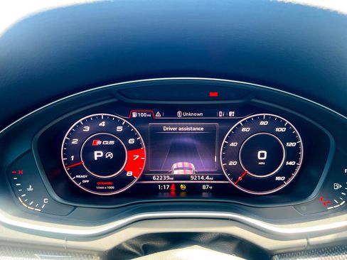 Used 2019 Audi SQ5 Premium Plus w/ Premium Plus Package image 34