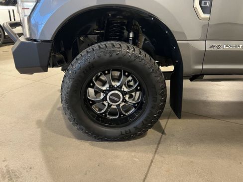 Used 2022 Ford F350 Lariat w/ Lariat Ultimate Package AWD/4WD image 49