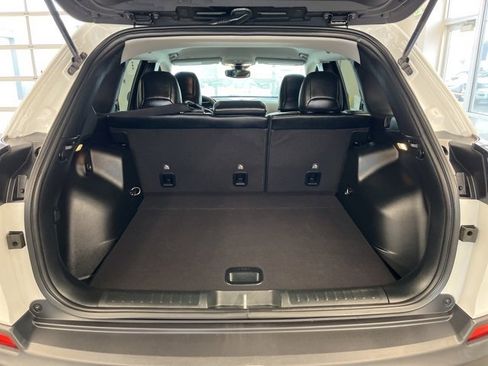 Used 2022 Jeep Cherokee Latitude image 10