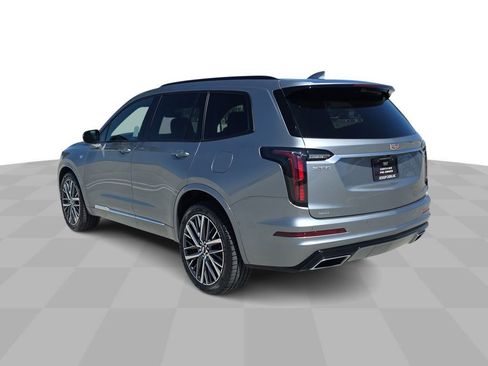 Used 2023 Cadillac XT6 Sport w/ Platinum Package image 6