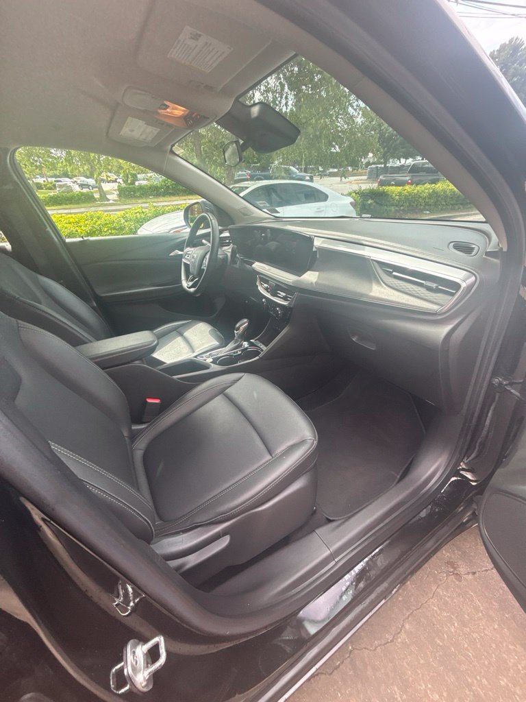 Used 2024 Buick Encore GX Sport Touring FWD image 23