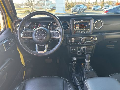 Used 2023 Jeep Wrangler Unlimited Sahara w/ Cold Weather Group image 24