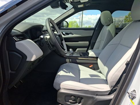 New 2026 Land Rover Range Rover Velar Dynamic SE AWD/4WD image 11