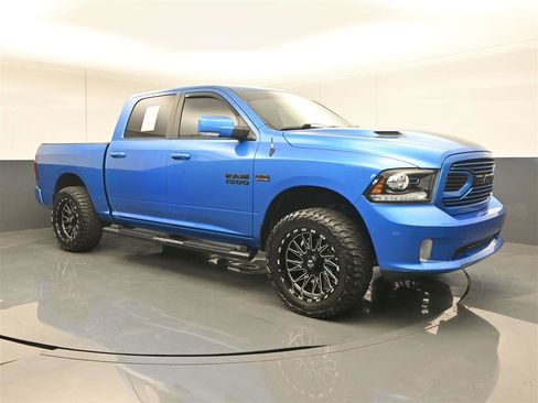 Used 2018 RAM 1500 Sport w/ Hydro Blue Sport Package AWD/4WD image 3