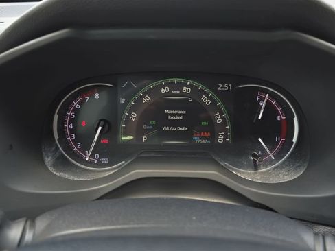 Used 2019 Toyota RAV4 Limited w/ Advanced Technology Package FWD image 19