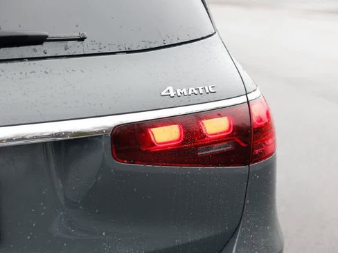 New 2026 Mercedes-Benz GLS 450 4MATIC image 10