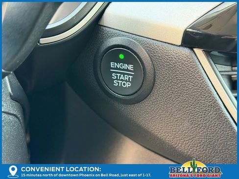 Used 2022 Ford Escape SE image 35