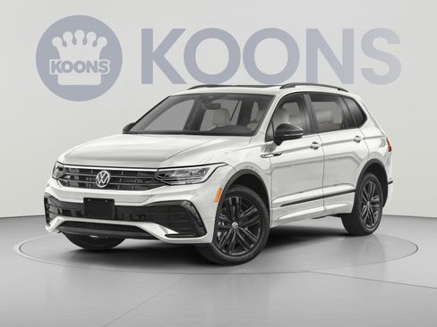 Used 2024 Volkswagen Tiguan SE R-Line FWD image 1