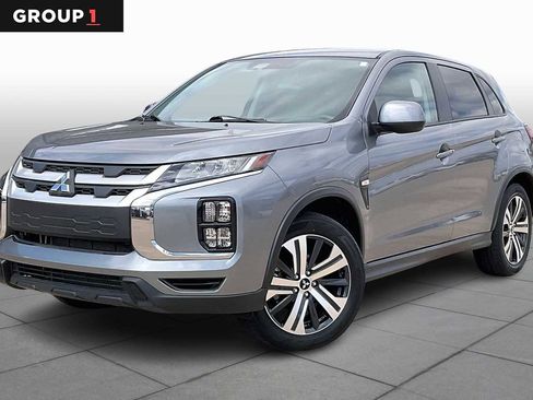 Used 2025 Mitsubishi Outlander Sport ES image 1