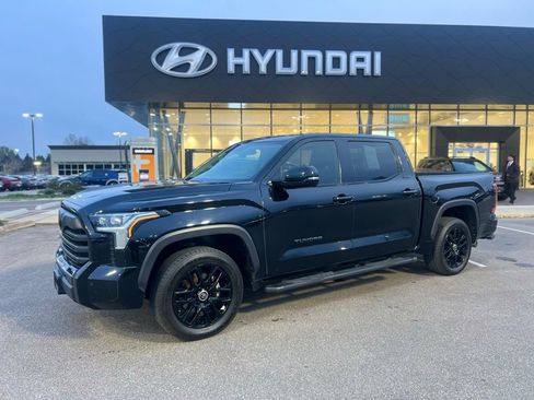 Used 2024 Toyota Tundra Limited image 4