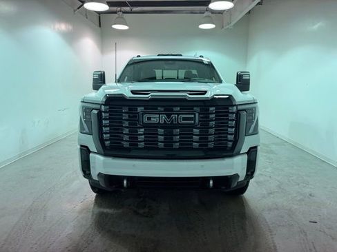 New 2026 GMC Sierra 2500 Denali Ultimate image 2