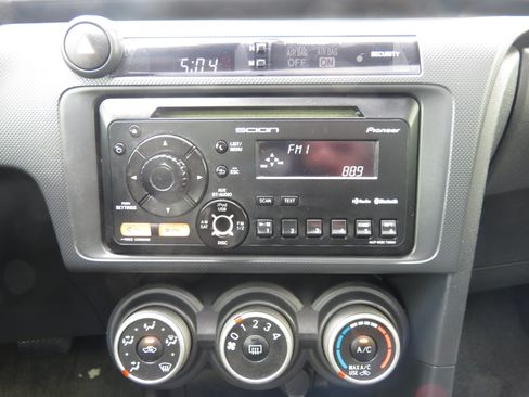 Used 2013 Scion tC FWD image 20