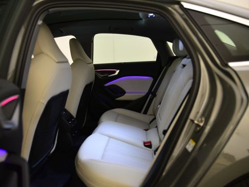 Used 2025 Audi A5 2.0T Prestige w/ 19" Wheel Package image 11