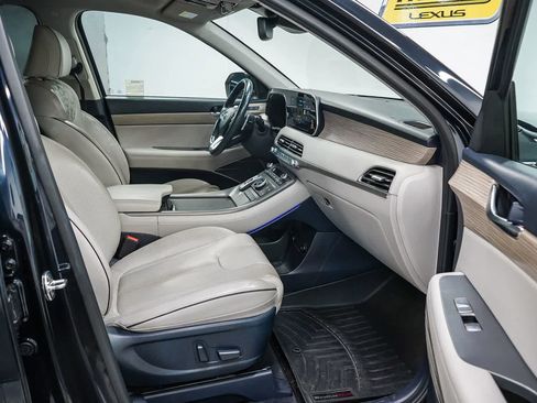 Used 2021 Hyundai Palisade Limited w/ Cargo Package image 17