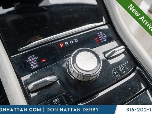 Used 2021 Jeep Grand Cherokee L Summit w/ Advanced Protech Group IV AWD/4WD image 9