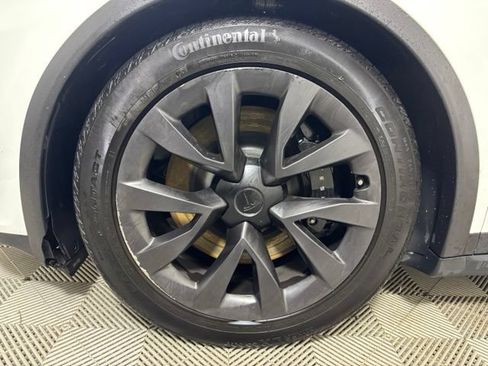 Used 2023 Tesla Model X AWD/4WD image 23