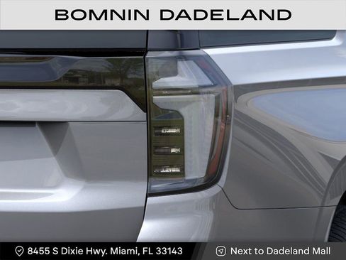 New 2026 Chevrolet Suburban High Country image 11