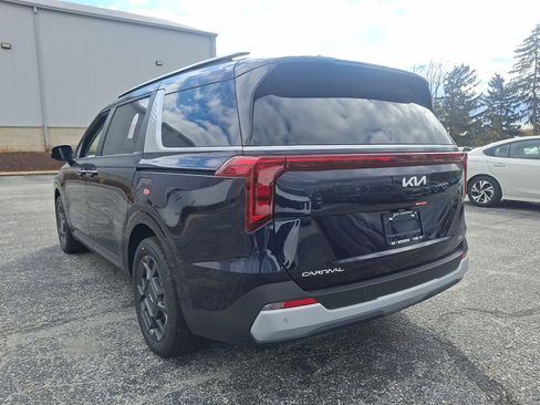 New 2026 Kia Carnival EX image 6