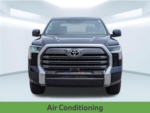 Used 2023 Toyota Tundra Limited w/ Power Package AWD/4WD image 11