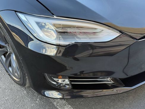 Used 2018 Tesla Model S 75D AWD/4WD image 36