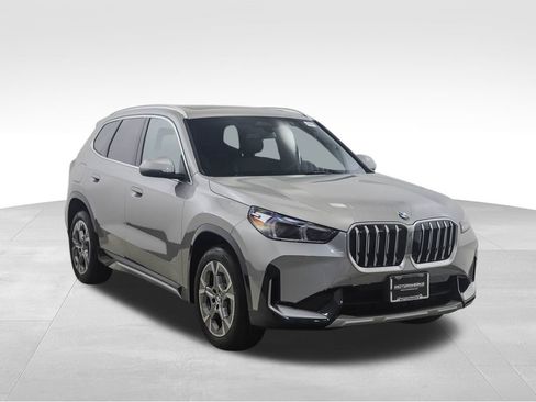 Used 2026 BMW X1 xDrive28i image 7