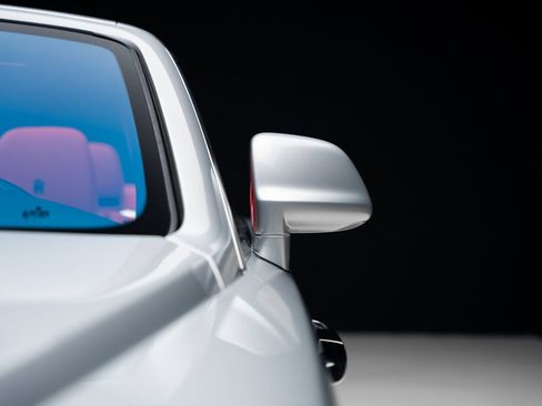 Used 2017 Rolls-Royce Dawn RWD image 18