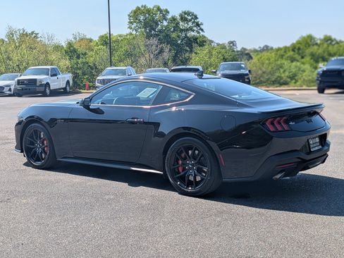 Used 2025 Ford Mustang GT Premium image 7