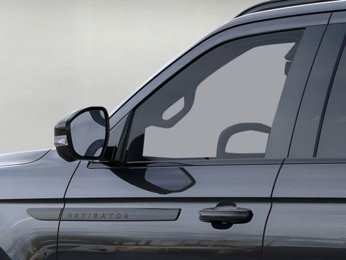 New 2026 Lincoln Navigator Reserve w/ Jet Appearance Package AWD/4WD image 20
