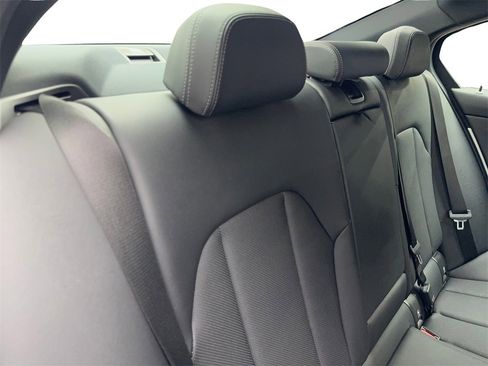 Used 2025 BMW 330i Sedan image 40