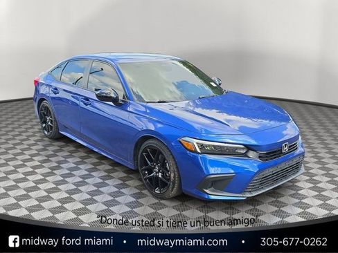 Used 2023 Honda Civic Sport image 1