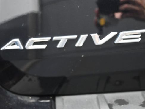 Used 2025 Ford Explorer Active w/ Active Comfort Package AWD/4WD image 16